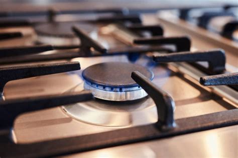 how to clean metal gas stove grates
